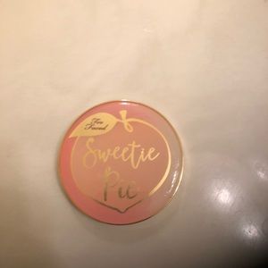 Too Faced Sweetie Pie Radiant Matte Bronzer